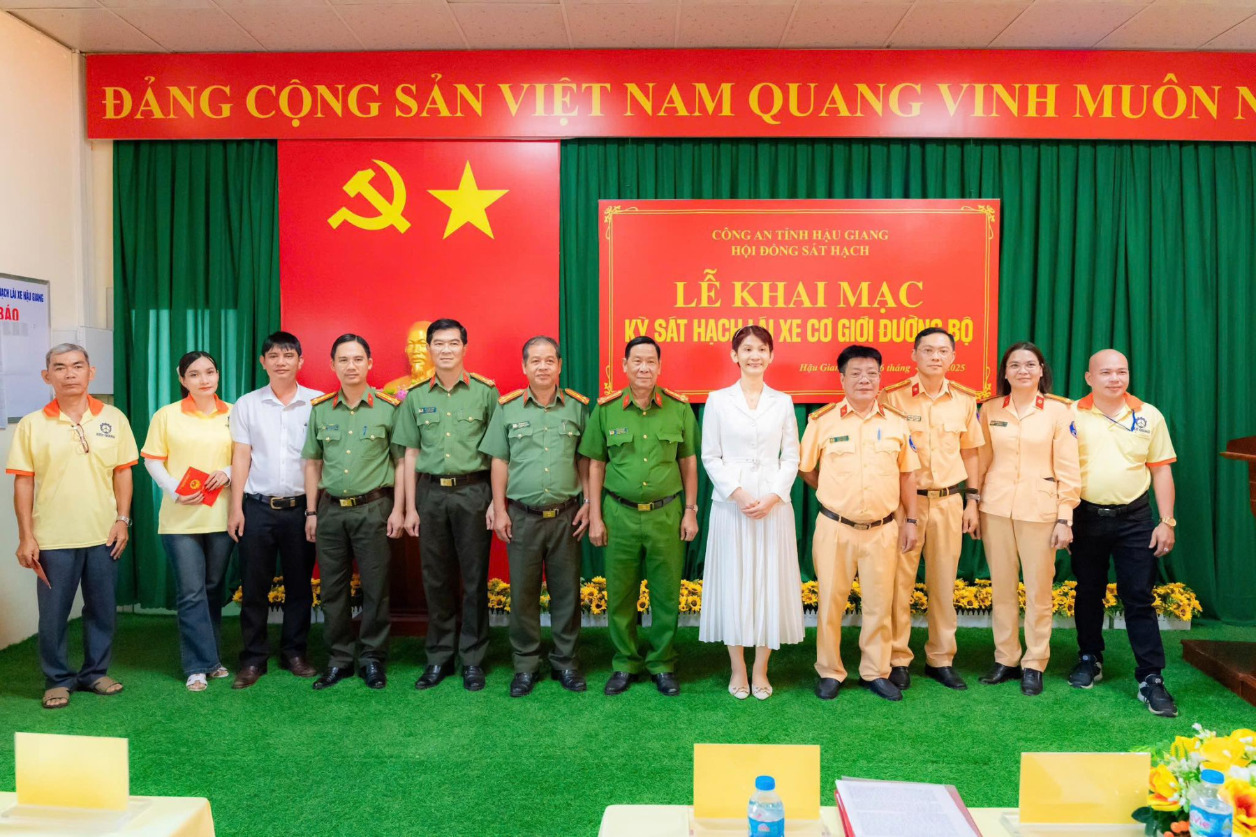 //www.truonglaihaugiang.superweb.xyz/files/images/5.jpg?v=1.0